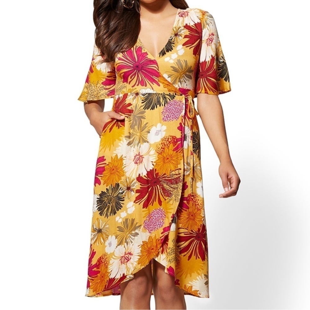 NY&Co Floral Print Side Wrap Dress with Side Pockets